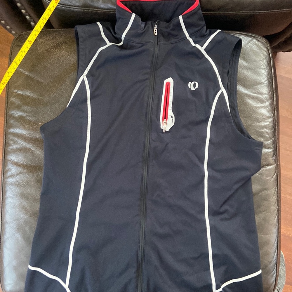 Men's medium cycling vest